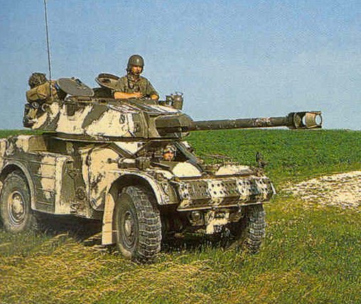 Panhard AML 90